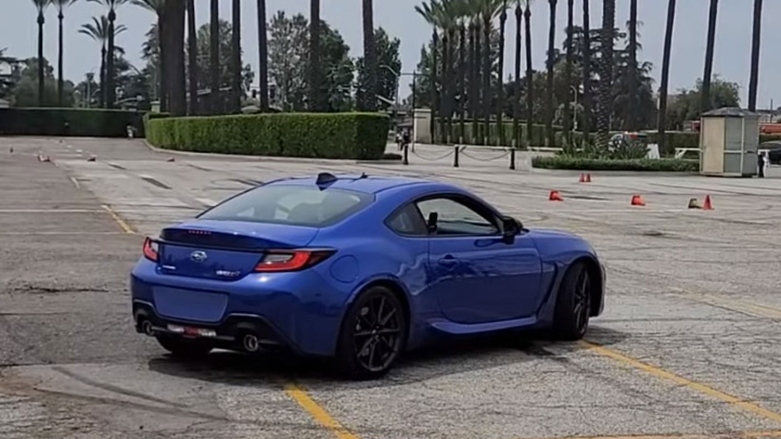 Ντεμπούτο για το «καυτό» Subaru BRZ tS 